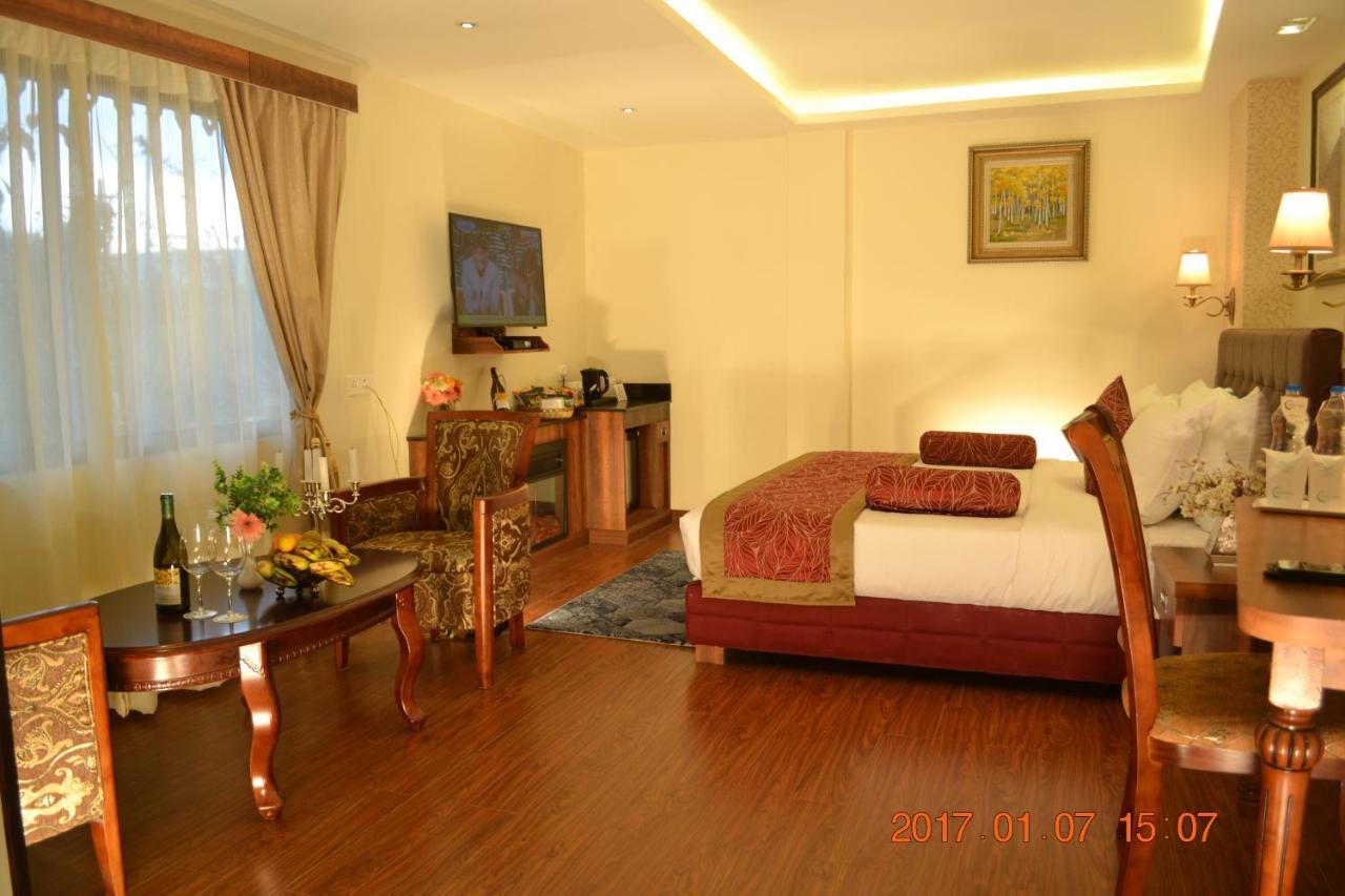 Crescent Resort, Darjeeling ดาร์จีลิง ภายนอก รูปภาพ