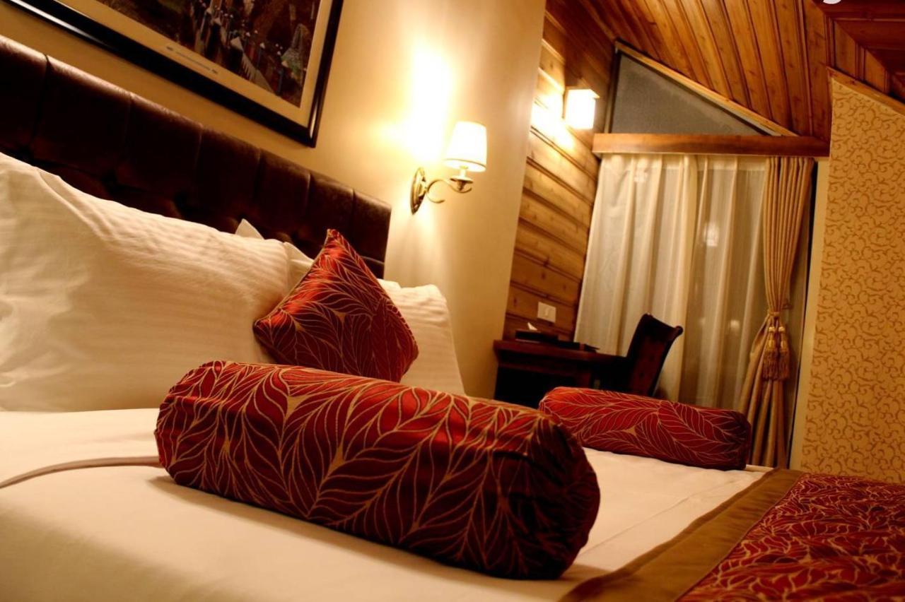 Crescent Resort, Darjeeling ดาร์จีลิง ภายนอก รูปภาพ