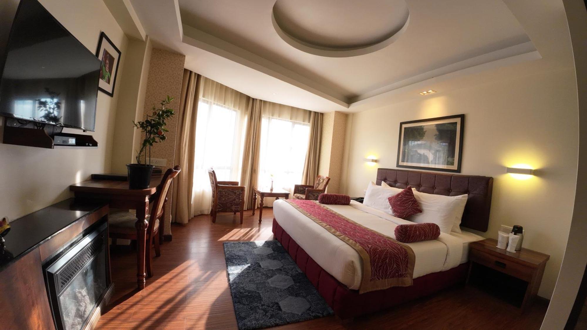 Crescent Resort, Darjeeling ดาร์จีลิง ภายนอก รูปภาพ